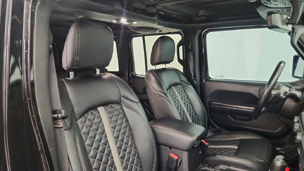 Used 2021 Jeep Wrangler Unlimited Sport AWD/4WD image 21