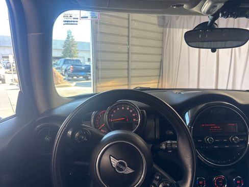 Used 2016 MINI Cooper 2-Door Hardtop FWD image 20
