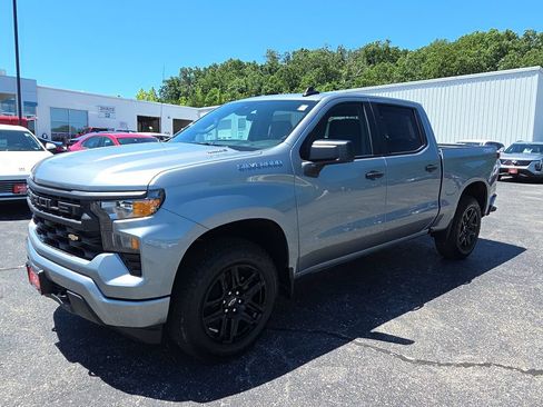 New 2026 Chevrolet Silverado 1500 Custom AWD/4WD image 4