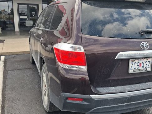 Used 2013 Toyota Highlander Limited AWD/4WD image 5