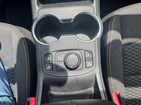 Used 2020 GMC Terrain SLE w/ Driver Convenience Package FWD image 20