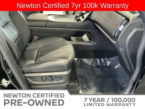 Used 2025 Nissan Armada SL w/ Captain's Chari Seat Package RWD image 26