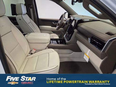 New 2026 GMC Yukon XL Denali w/ Denali Reserve Package AWD/4WD image 18