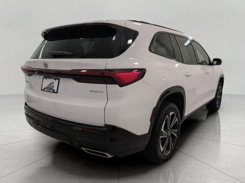 Used 2026 Buick Enclave Sport Touring AWD/4WD image 19