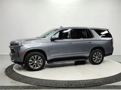 Used 2021 Chevrolet Tahoe LT w/ LT Signature Plus Package image 4