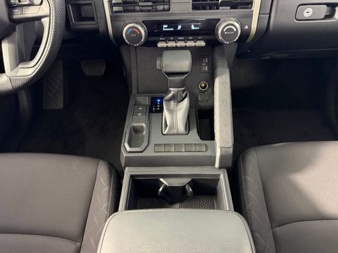 Used 2025 Toyota Tacoma SR image 17