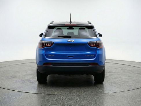 Used 2025 Jeep Compass Limited AWD/4WD image 7