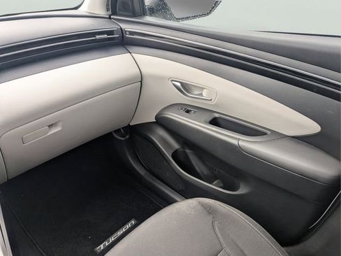 Certified 2024 Hyundai Tucson SEL FWD image 16