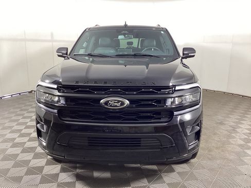 Used 2024 Ford Expedition Limited AWD/4WD image 6