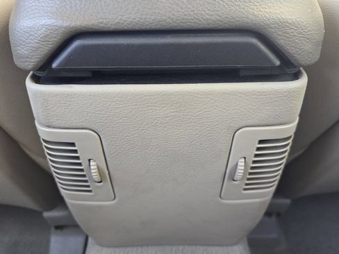 Used 2004 Lincoln LS image 42