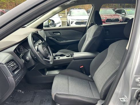 Used 2023 Nissan Rogue SV AWD/4WD image 17