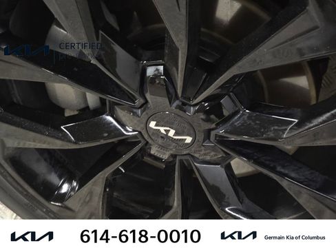 Certified 2023 Kia Sorento SX image 13