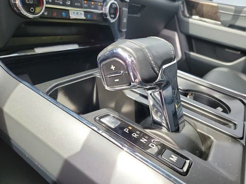 Used 2021 Ford F150 Lariat w/ Equipment Group 502A High image 28