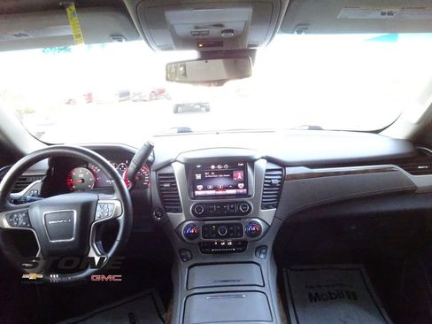 Used 2015 GMC Yukon Denali w/ Open Road Package AWD/4WD image 25