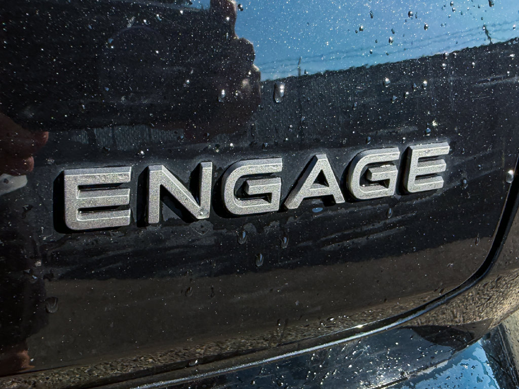Certified 2023 Nissan Ariya FWD image 7