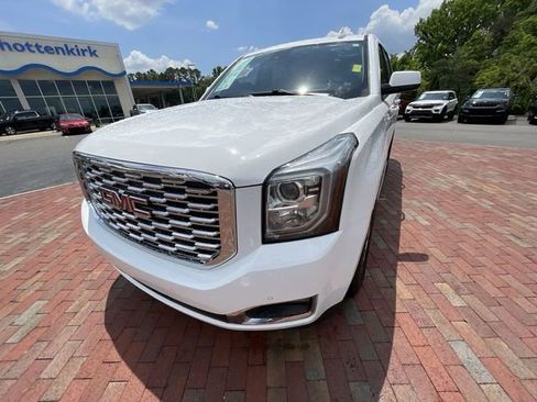 Used 2020 GMC Yukon SLT w/ Open Road Package RWD image 27