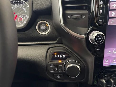 New 2026 RAM 1500 Big Horn AWD/4WD image 34