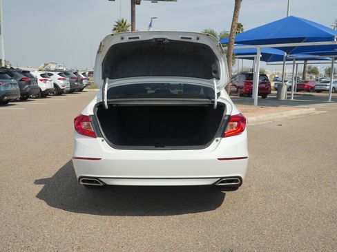 Used 2022 Honda Accord Sport image 6