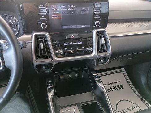 Used 2021 Kia Sorento S image 24