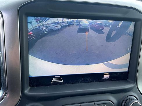 Used 2020 Chevrolet Silverado 1500 LT w/ Convenience Package image 22