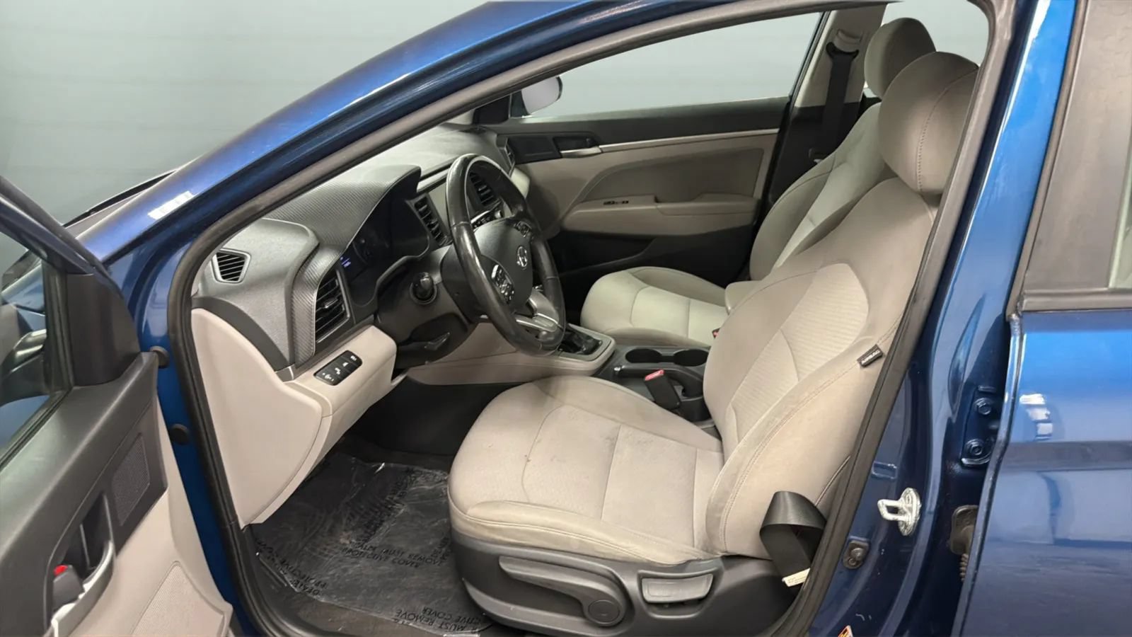 Used 2020 Hyundai Elantra Value Edition FWD image 21