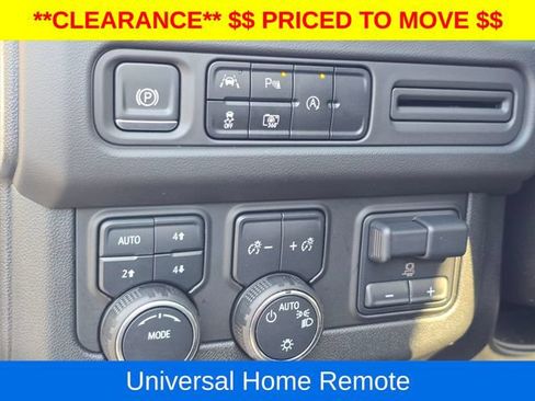 Certified 2024 Chevrolet Suburban RST w/ Luxury Package AWD/4WD image 25