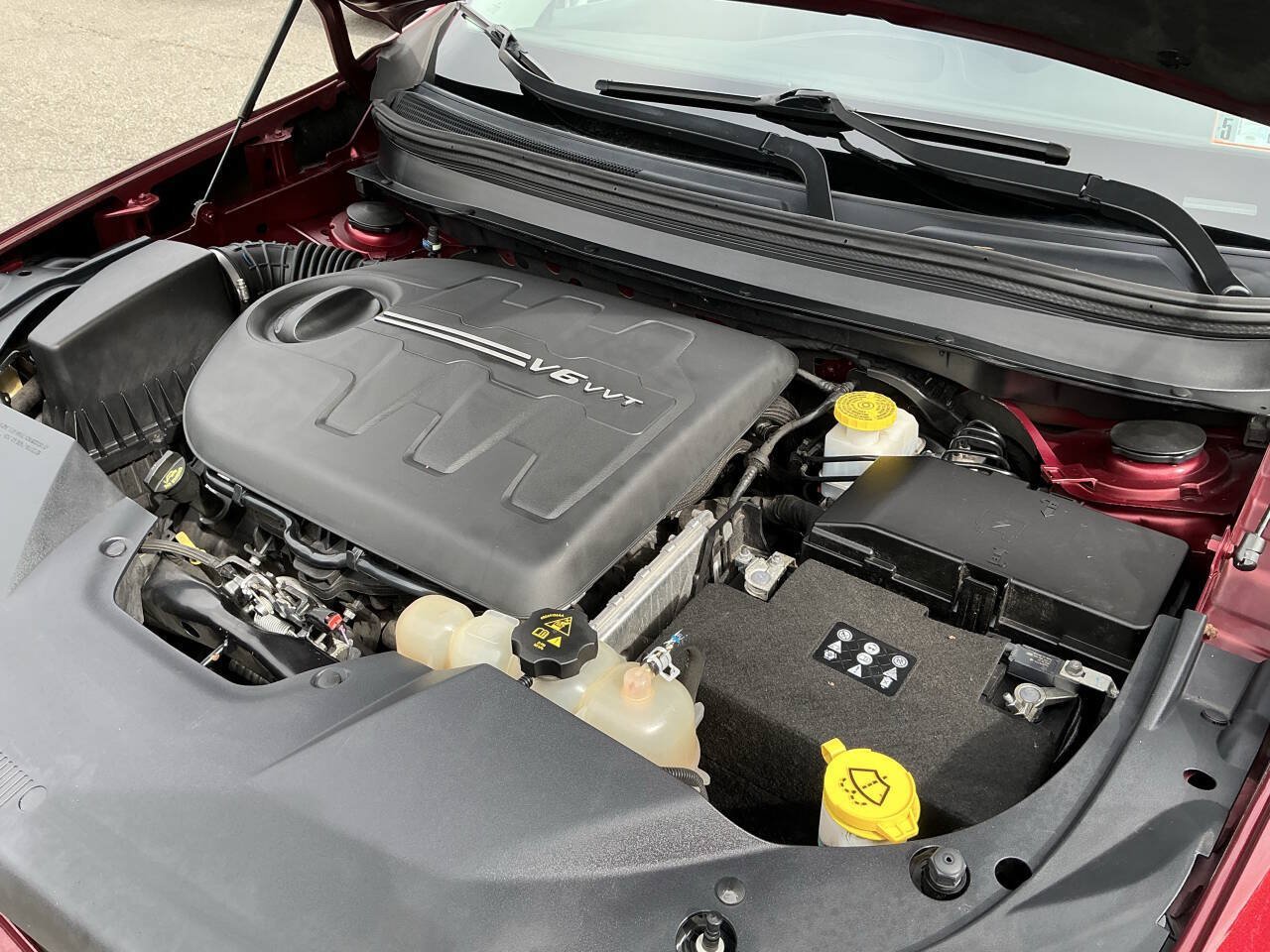 Used 2019 Jeep Cherokee Limited AWD/4WD image 33