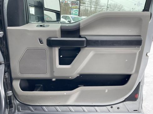 Used 2020 Ford F250 XL w/ Power Equipment Group image 15