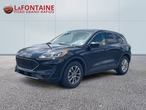Used 2021 Ford Escape SE w/ Convenience Package AWD/4WD image 1