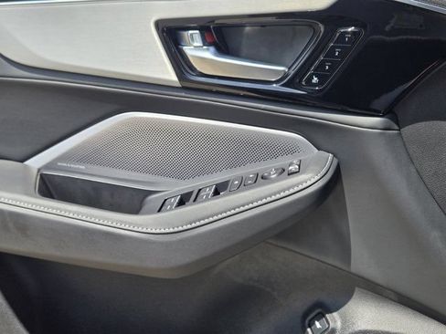 Certified 2026 Acura MDX FWD w/ Technology Package image 23