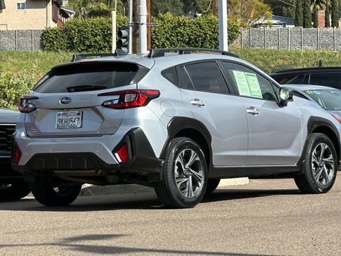 Used 2024 Subaru Crosstrek 2.0i Premium w/ Popular Package #4 image 5