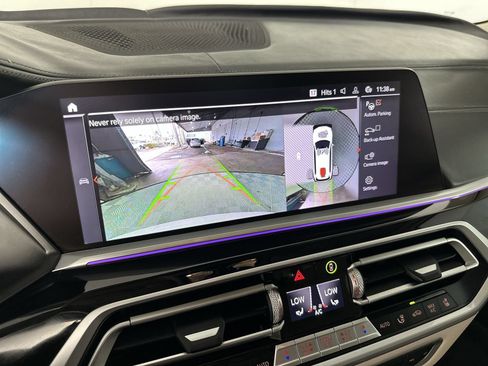 Used 2021 BMW X7 xDrive40i w/ Executive Package AWD/4WD image 17