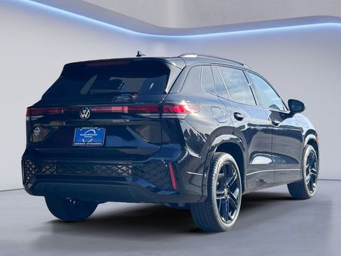 New 2026 Volkswagen Tiguan SE R-Line FWD image 5