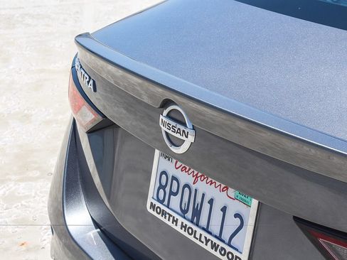 Used 2020 Nissan Sentra SR FWD image 8