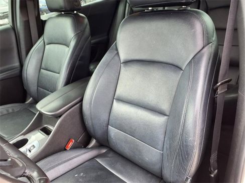 Used 2022 Chevrolet Malibu LT w/ Redline Edition image 7