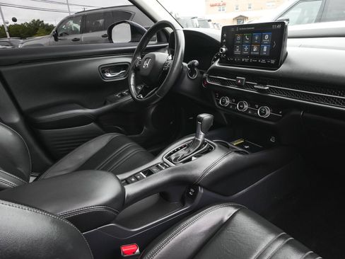 Used 2025 Honda HR-V EX-L image 41