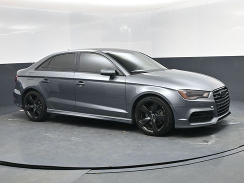 Used 2016 Audi A3 2.0T Premium image 2