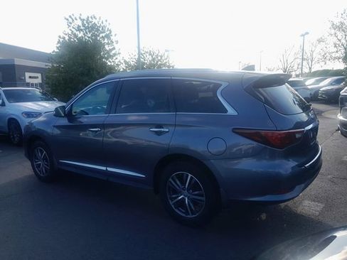 Used 2019 INFINITI QX60 Luxe w/ Essential Package image 16