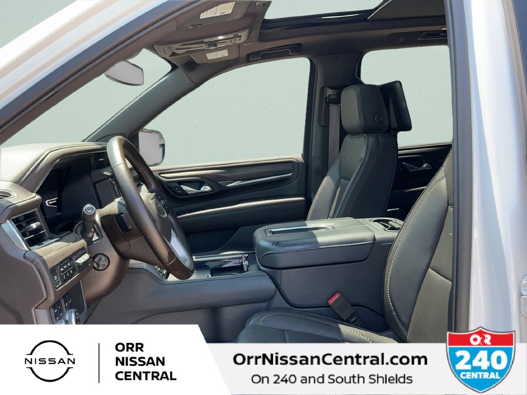 Used 2023 GMC Yukon XL Denali AWD/4WD image 19