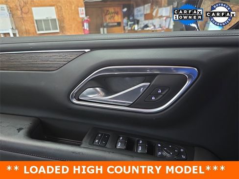 Used 2024 Chevrolet Suburban High Country image 14