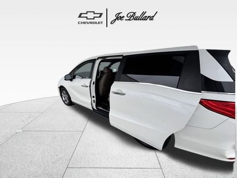 Used 2019 Honda Odyssey EX-L image 18
