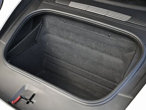 Certified 2023 Porsche 911 Carrera GTS image 34