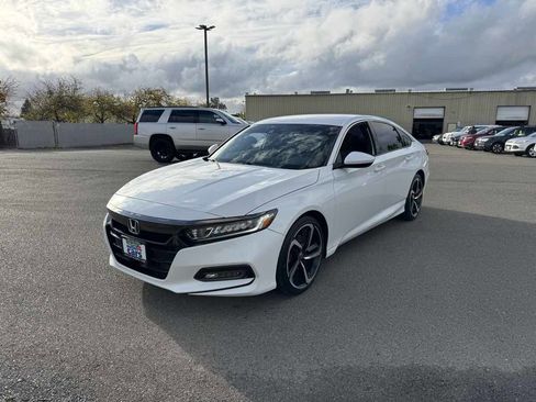 Used 2020 Honda Accord Sport image 5