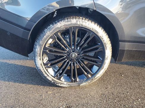 New 2026 Land Rover Range Rover Velar Dynamic SE image 5