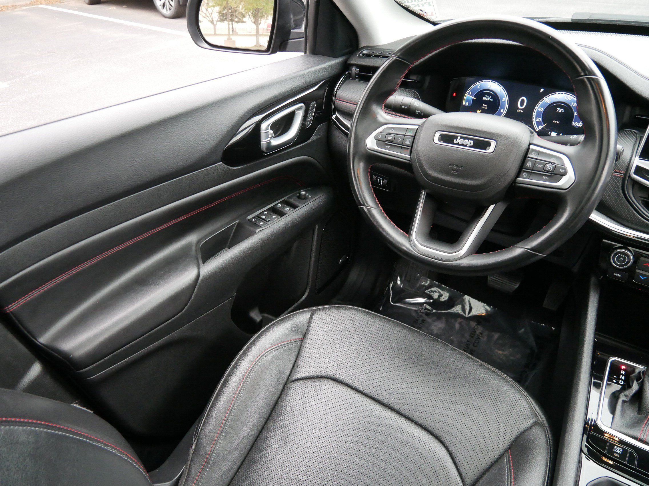 Used 2022 Jeep Compass Trailhawk w/ Trailhawk Elite Group AWD/4WD image 9