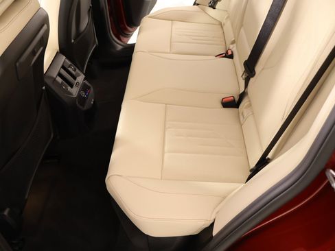 New 2026 BMW X3 xDrive30 w/ Premium Package image 12