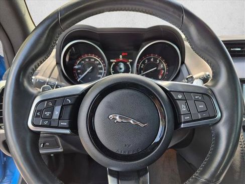 Used 2018 Jaguar F-TYPE R-Dynamic RWD image 13
