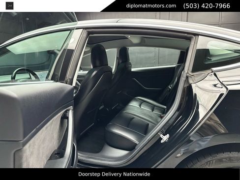 Used 2019 Tesla Model 3 Long Range image 20