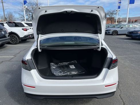 New 2026 Honda Accord LX image 21