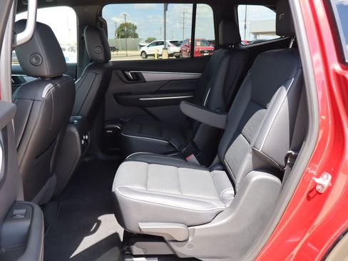 Used 2026 Buick Enclave Sport Touring FWD image 10